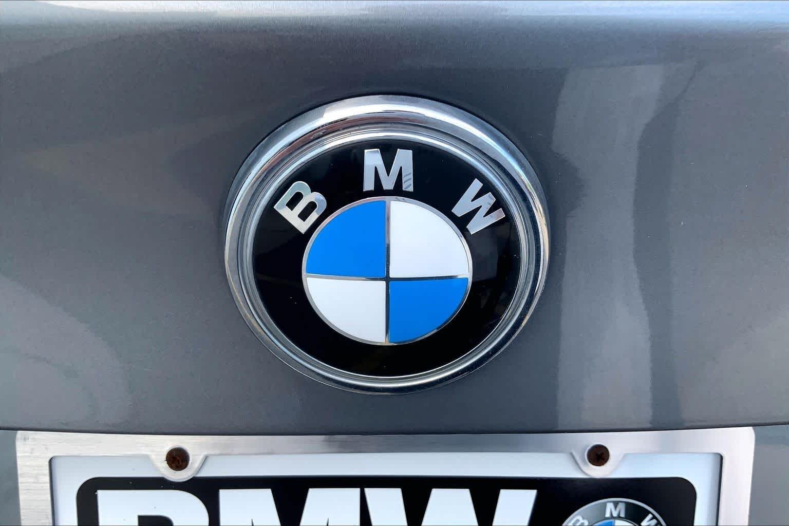 Used 2019 Space Gray Metallic BMW xDrive35i image 9
