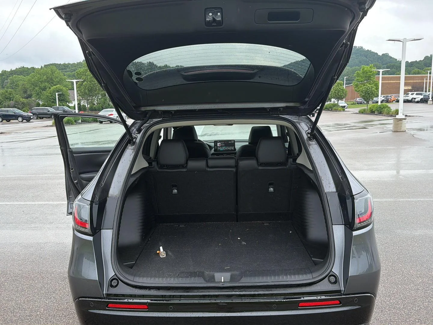 Used 2024 Modern Steel Metallic Honda EX-L image 11