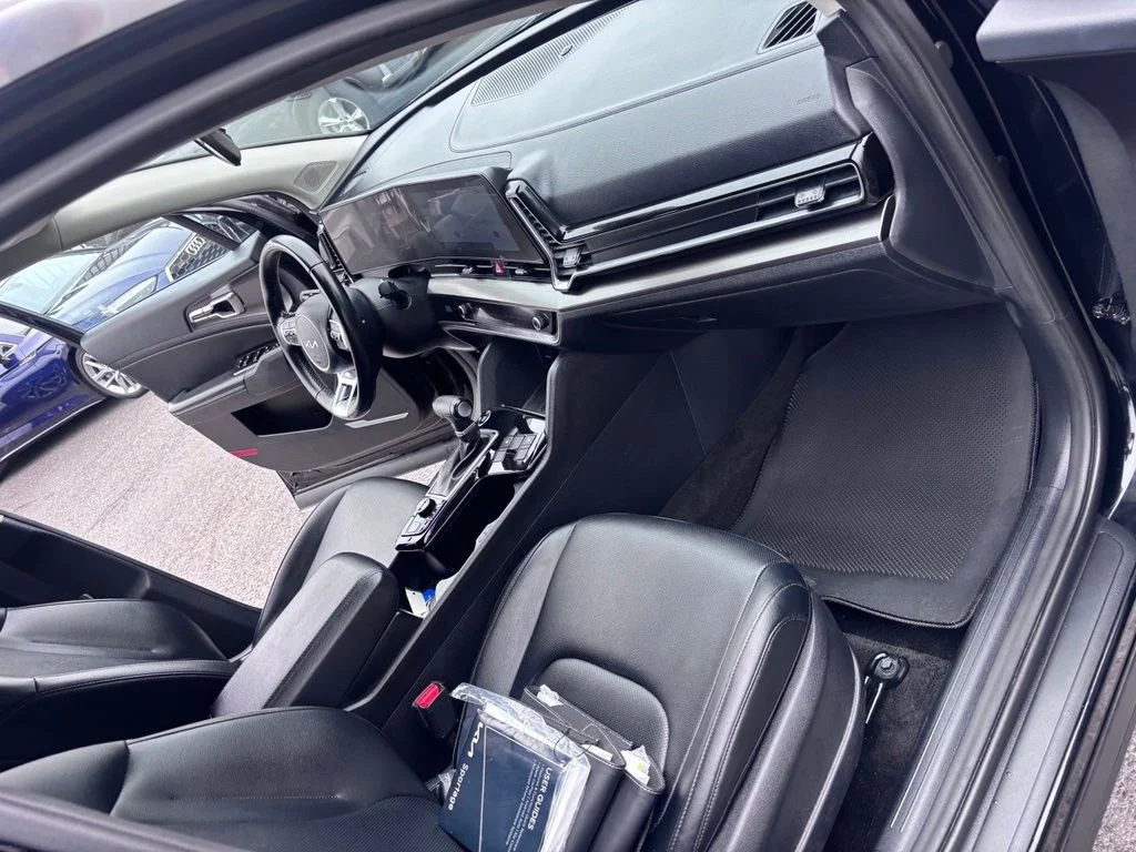 Used 2024 Black Kia EX image 25