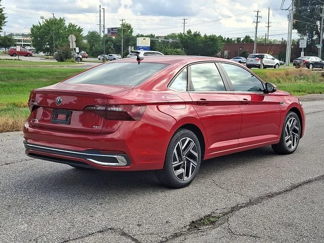 Used 2022 Red Volkswagen 1.5T SEL image 10