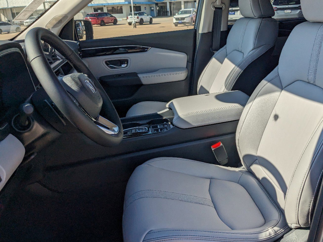 2025 Honda Pilot EX-L - Photo 16