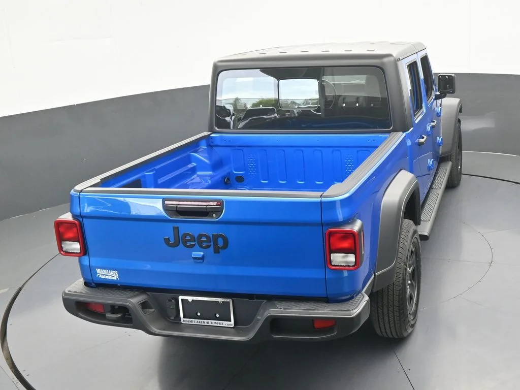 New 2026 Hydro Blue Pearl-Coat Exterior Paint Jeep Sport image 42