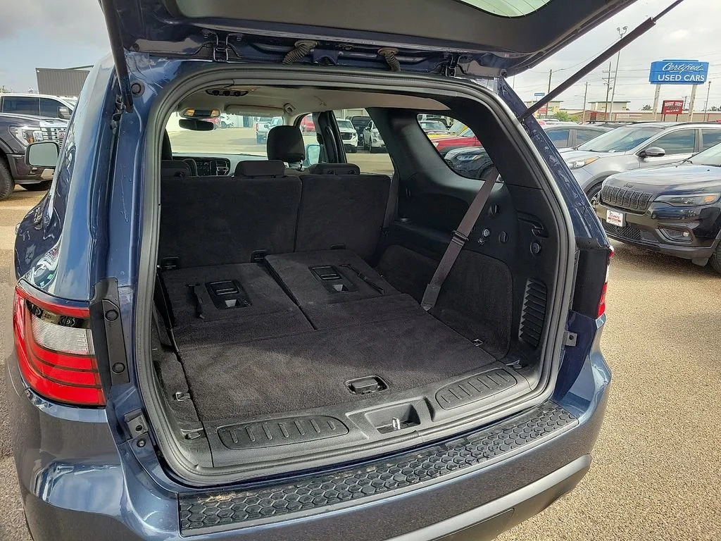 Used 2021  Dodge SXT image 15