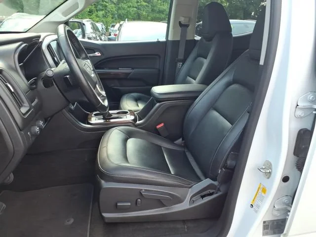 Certified Used 2018 SUMMIT WHITE GMC 4WD SLT image 17