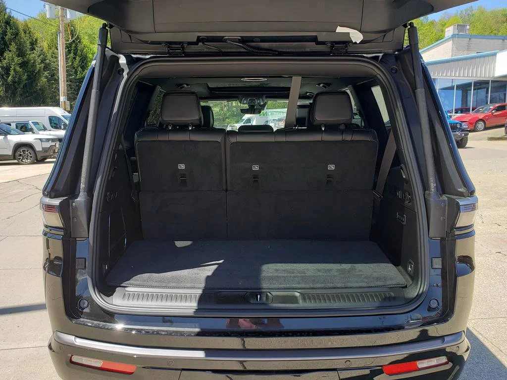 New 2026 High Gloss Black Exterior Paint Jeep  image 9