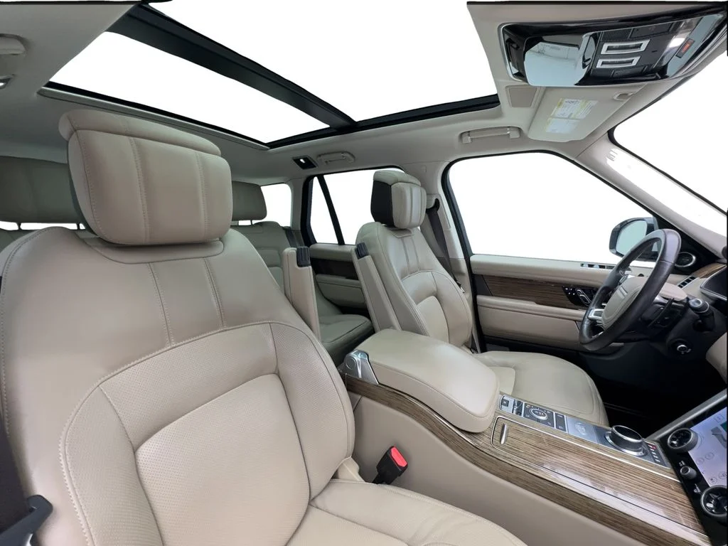 Used 2020 White Land Rover HSE image 31