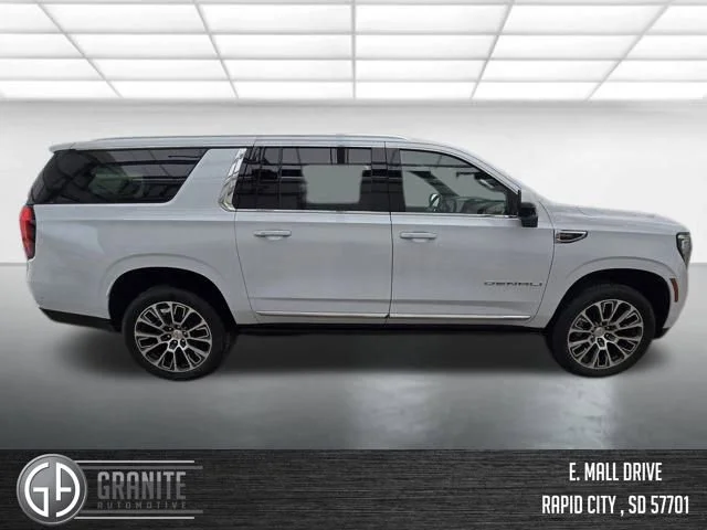 2026 GMC Yukon XL Denali - Photo 7