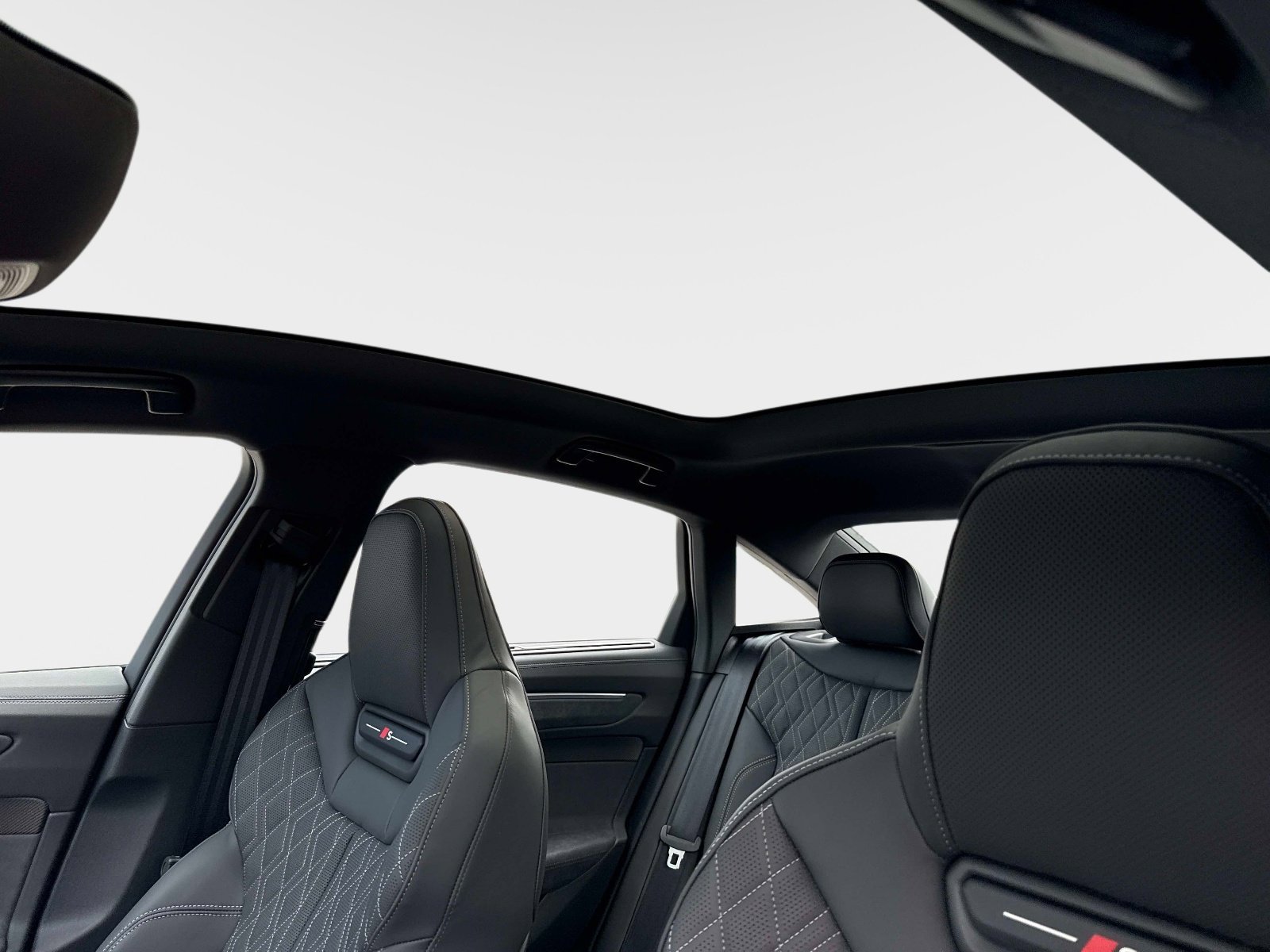 New 2026 Daytona Gray Pearl Effect Audi Prestige image 21