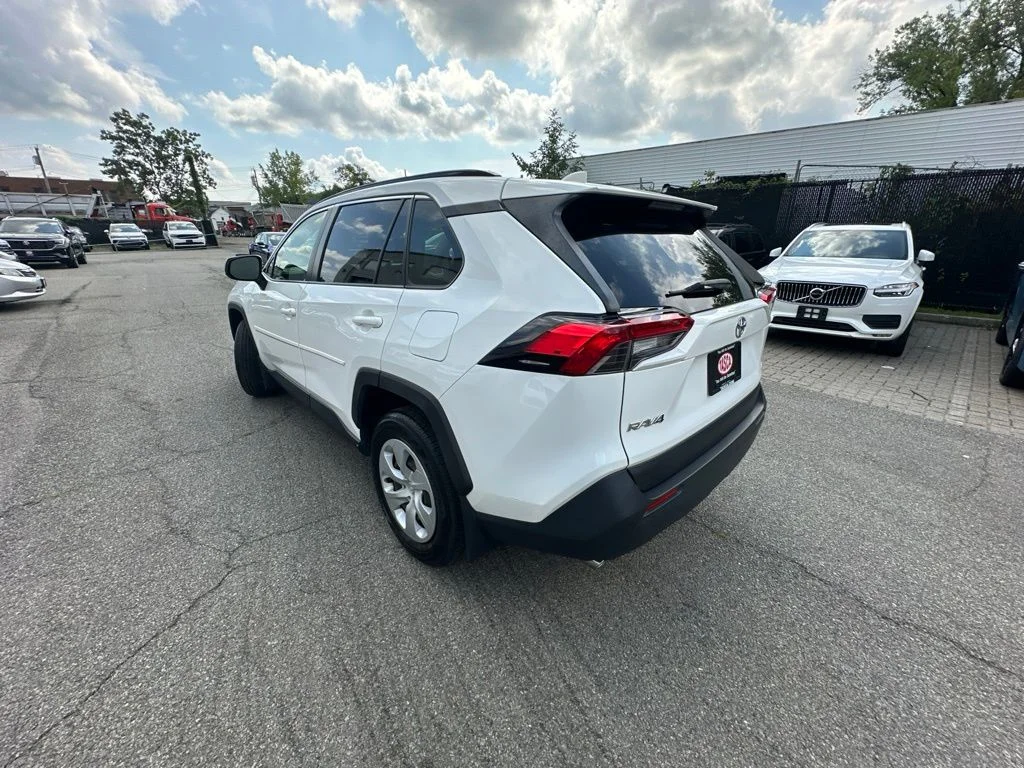 Used 2019 White Toyota LE image 4
