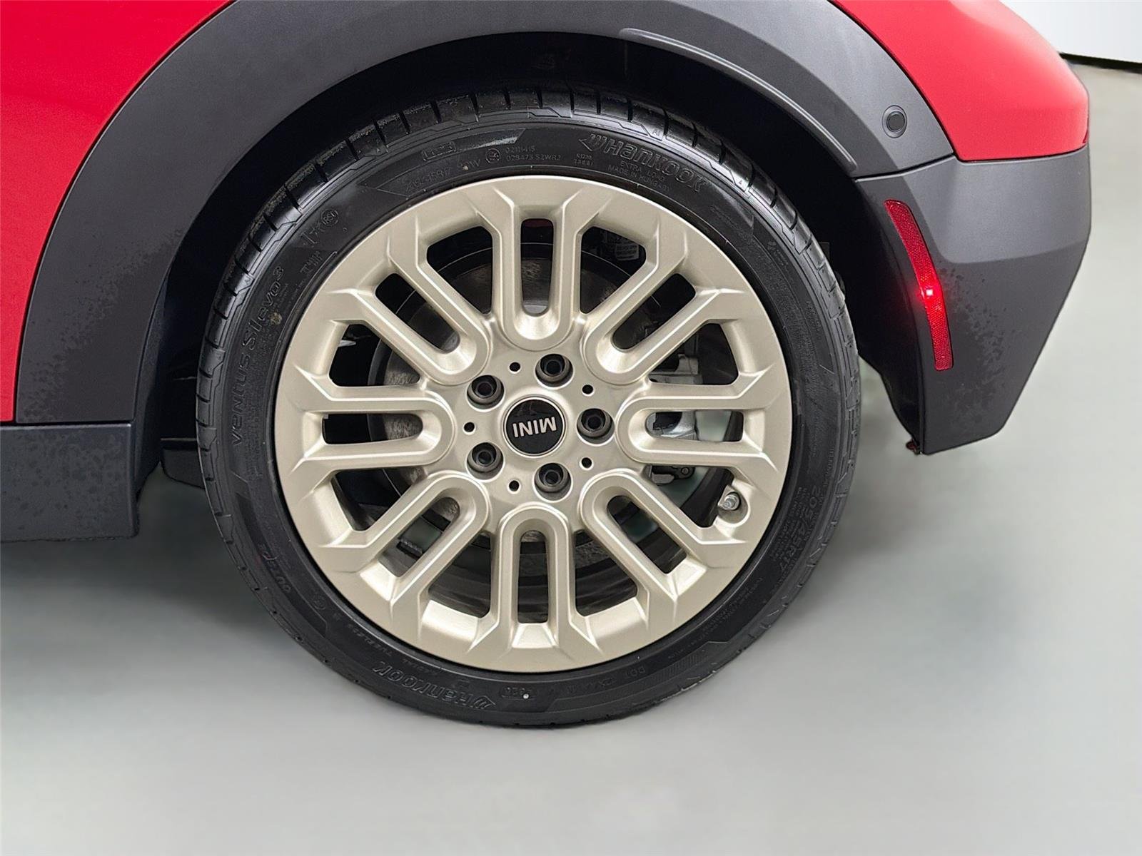 New 2026 Chili Red II MINI Cooper image 28