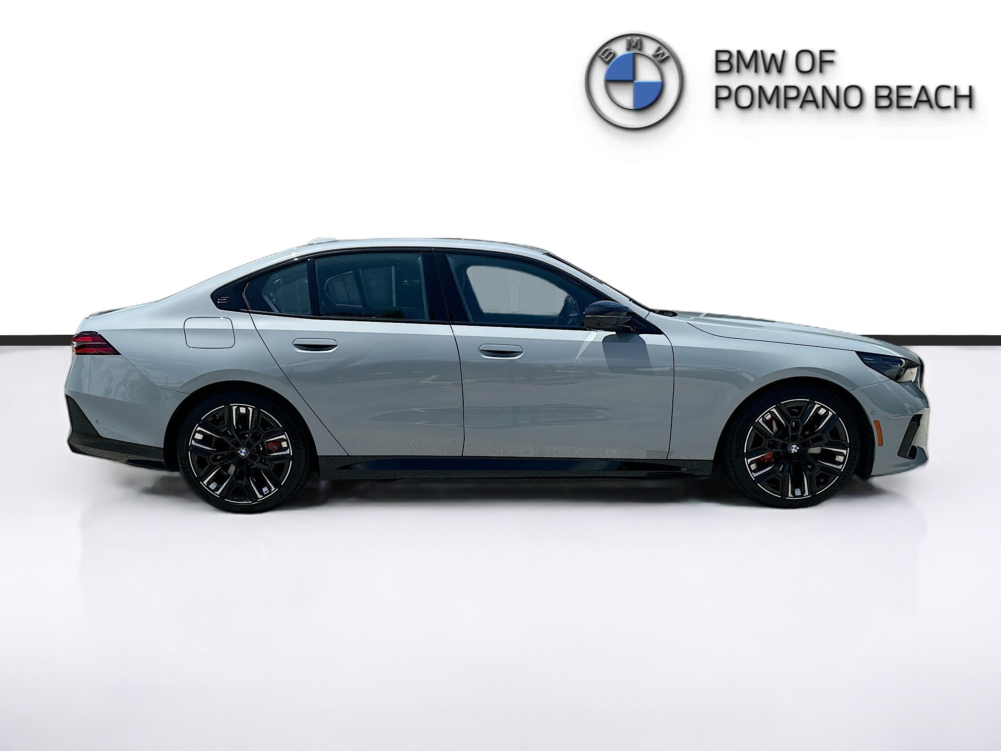 Used 2025 Brooklyn Grey Metallic BMW M60 image 8