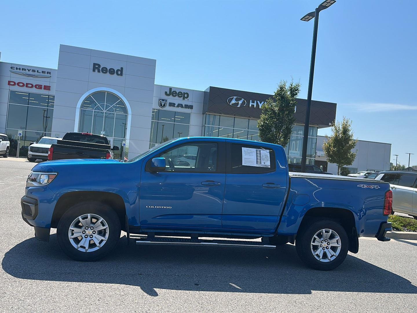 Used 2022 Chevrolet Colorado LT with VIN 1GCGTCEN4N1124835 for sale in Kansas City