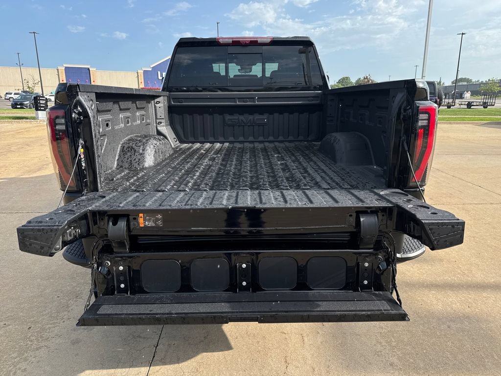 2026 GMC Sierra 2500HD AT4 - Photo 12