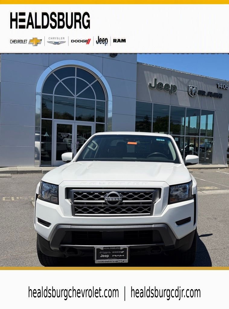 Used 2024 White Nissan SV image 9