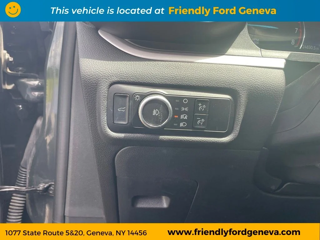 Used 2024 Green Metallic Ford XLT image 51