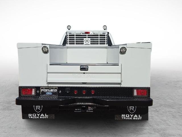2025 Ford F-350 Super Duty Chassis Cab XL - Photo 34