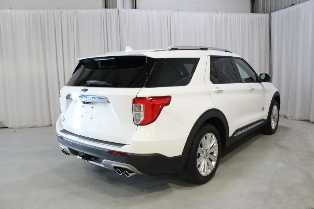 Used 2022 White Ford King Ranch image 27