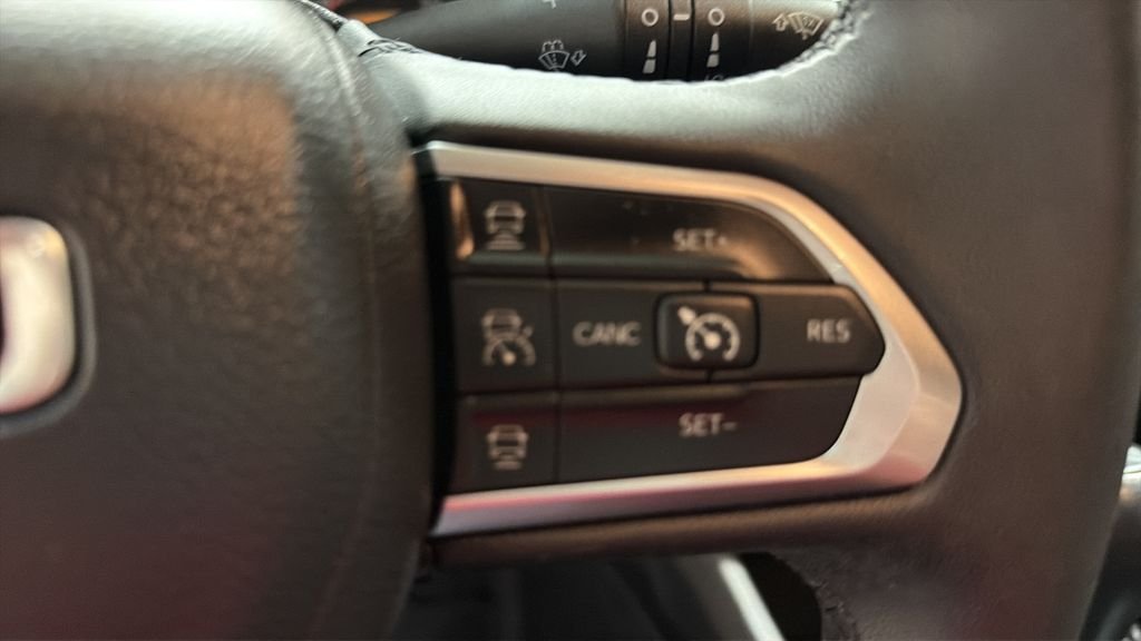 Used 2024 White Jeep Limited image 18