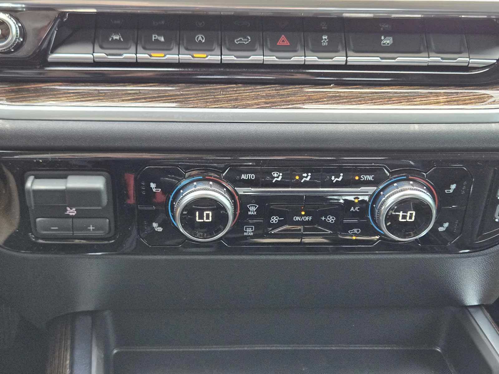 2026 GMC Sierra 1500 Elevation - Photo 13
