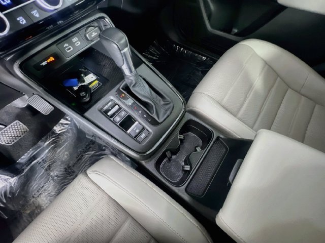 Used 2023 sparkle silver metallic Honda EX-L image 26