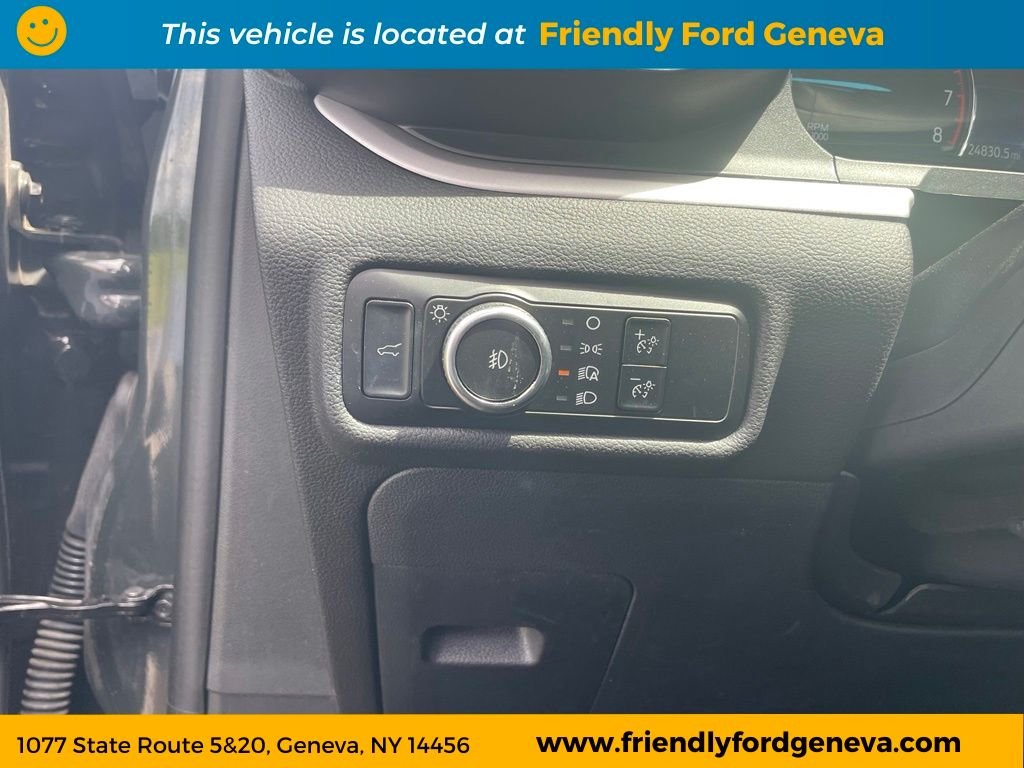 Used 2024 Green Ford XLT image 13