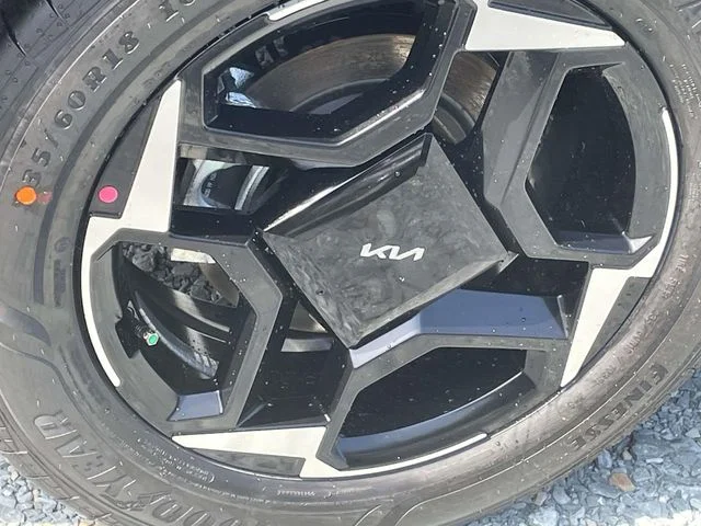 New 2026 Gray Kia EX image 7