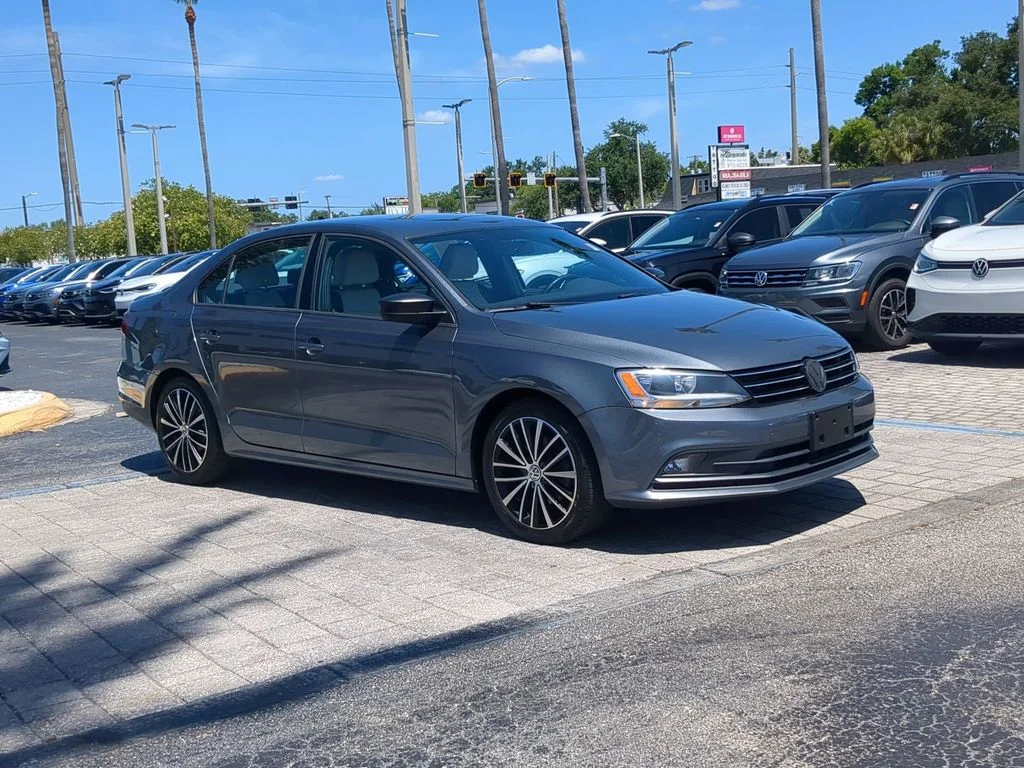 3VWD17AJ5GM411963