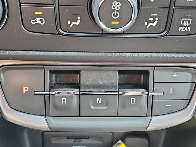 Used 2022 Desert Sand Metallic GMC AT4 image 18