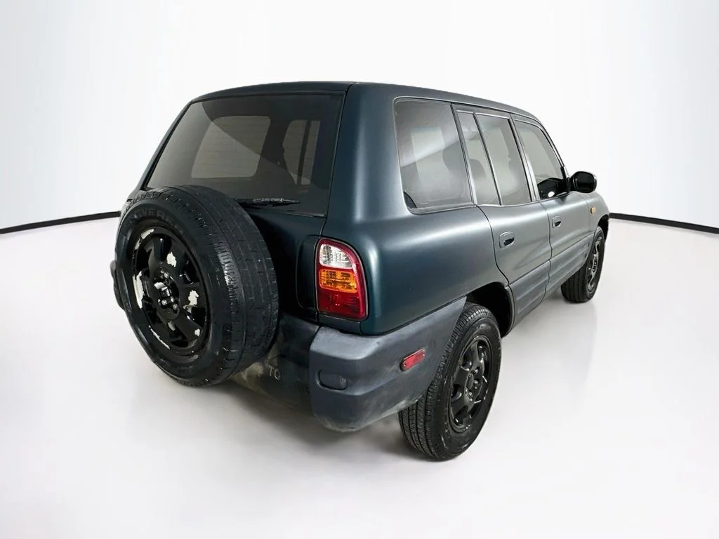 Used 1997  Toyota Base image 7