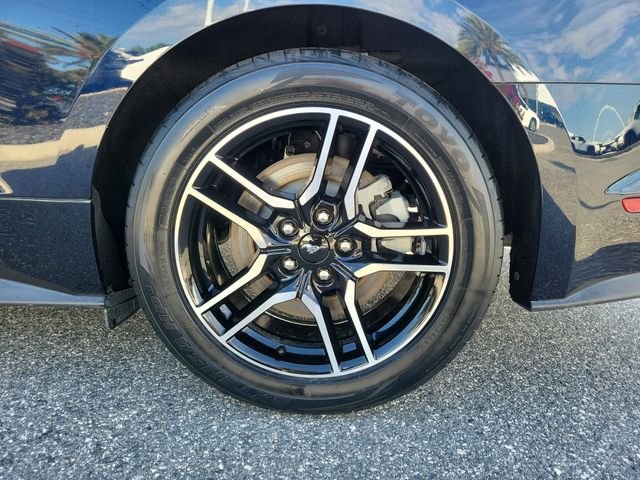 Used 2021 Blue Ford GT image 5