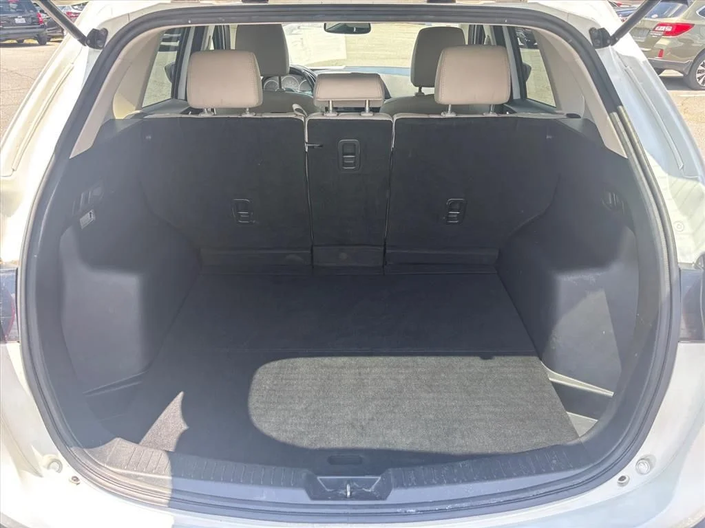 Used 2015 White Mazda Grand Touring image 26