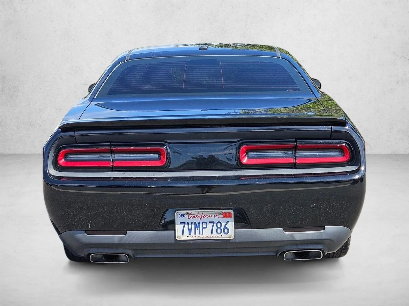 Used 2017 Pitch Black Clearcoat Dodge R/T image 7