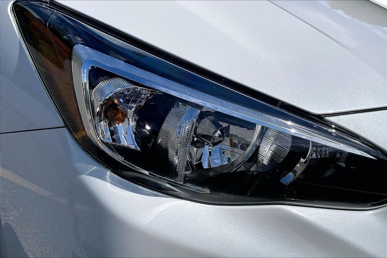 Used 2023 Crystal White Pearl Subaru  image 27