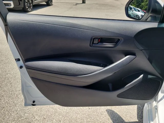 Used 2024 White Toyota LE image 17