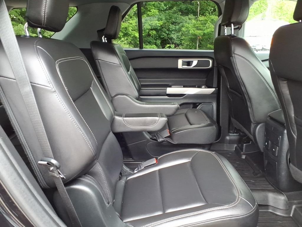 Certified Used 2023 Black Metallic Ford XLT image 12