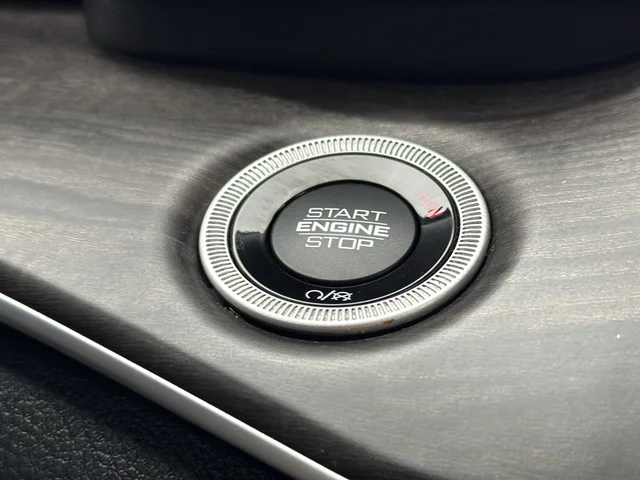 Used 2023 Gray Jeep Limited image 13