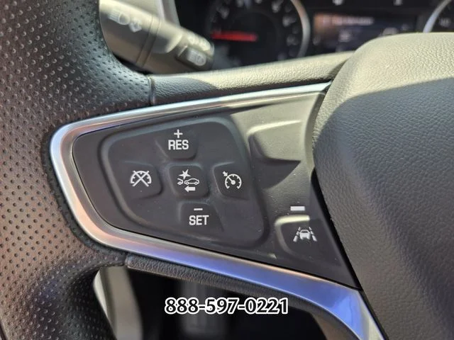 Used 2023 Summit White CHEVROLET LT image 28