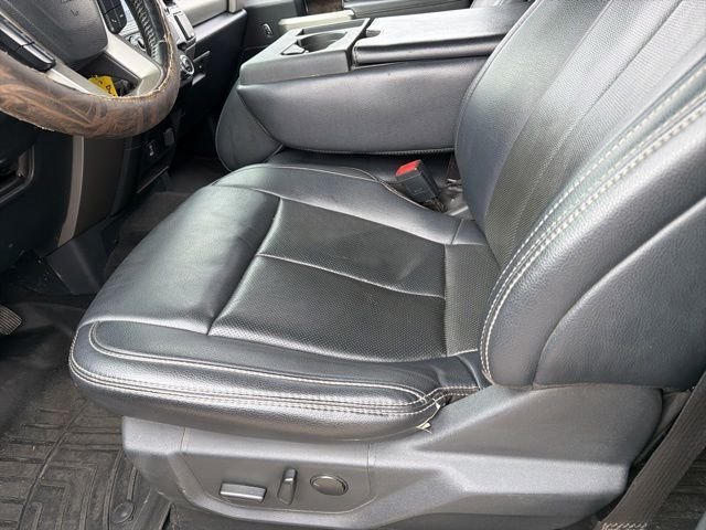 Used 2022 Red Ford Lariat image 11