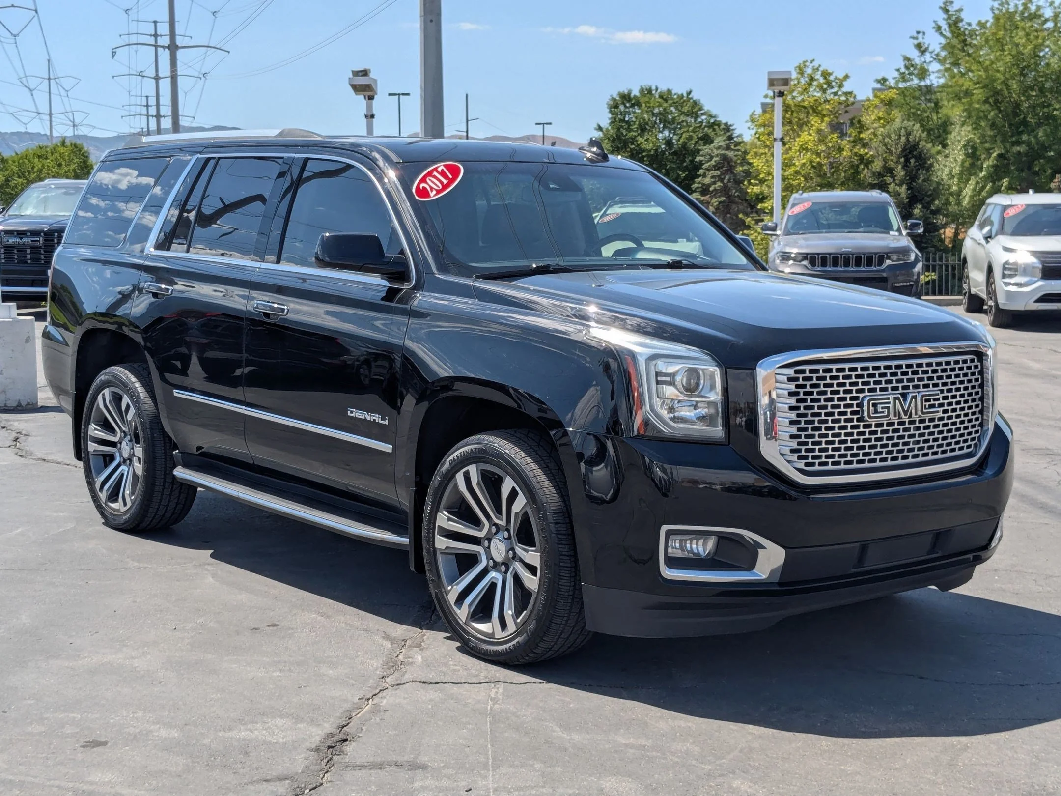 Used 2017 Onyx Black GMC Denali image 7