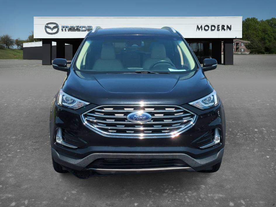 Used 2020 Black Ford SEL image 9