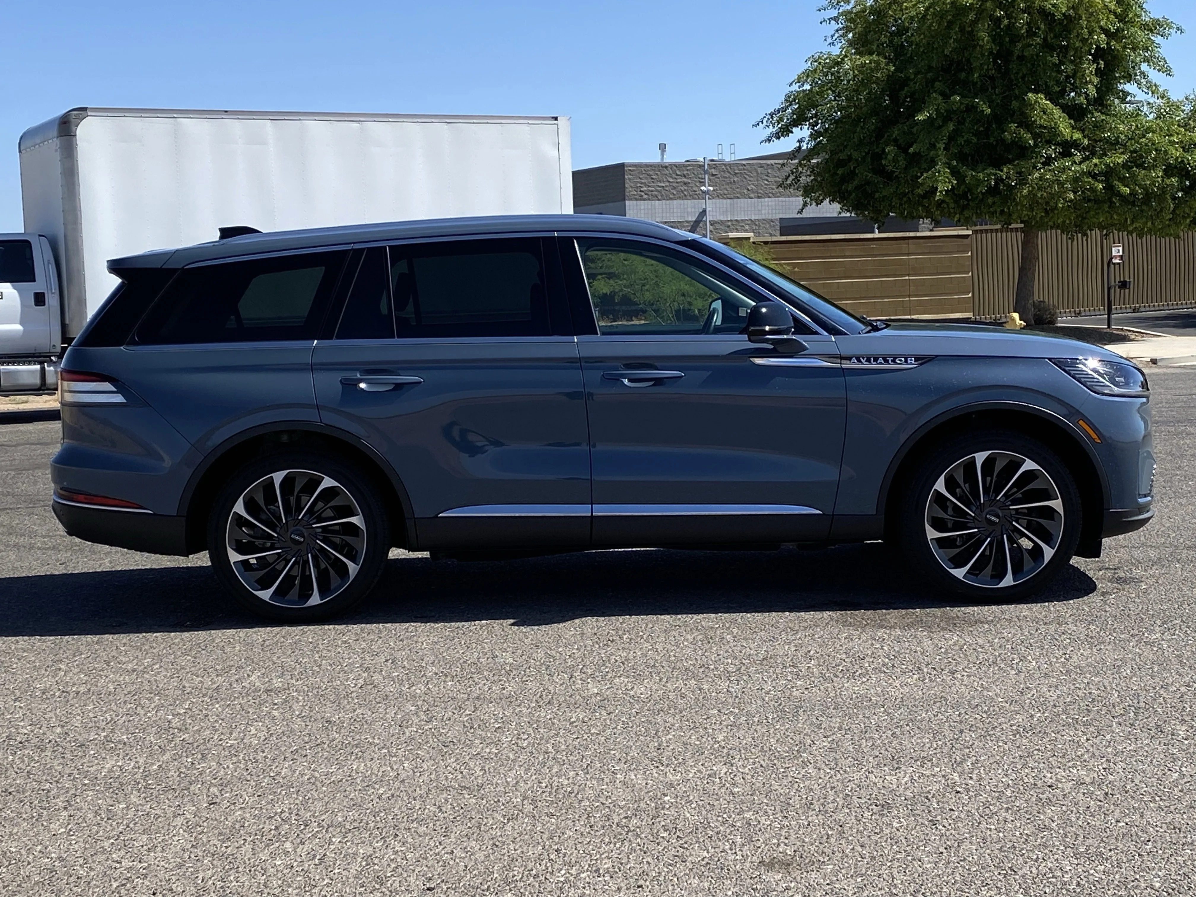 5LM5J7XC9SGL02109
