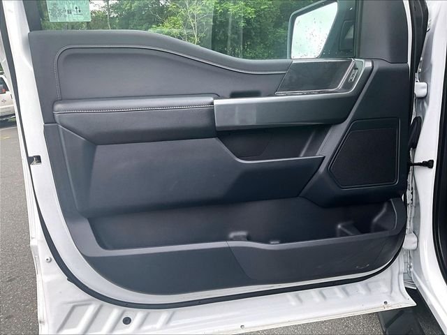 Used 2022 White Ford XLT image 18