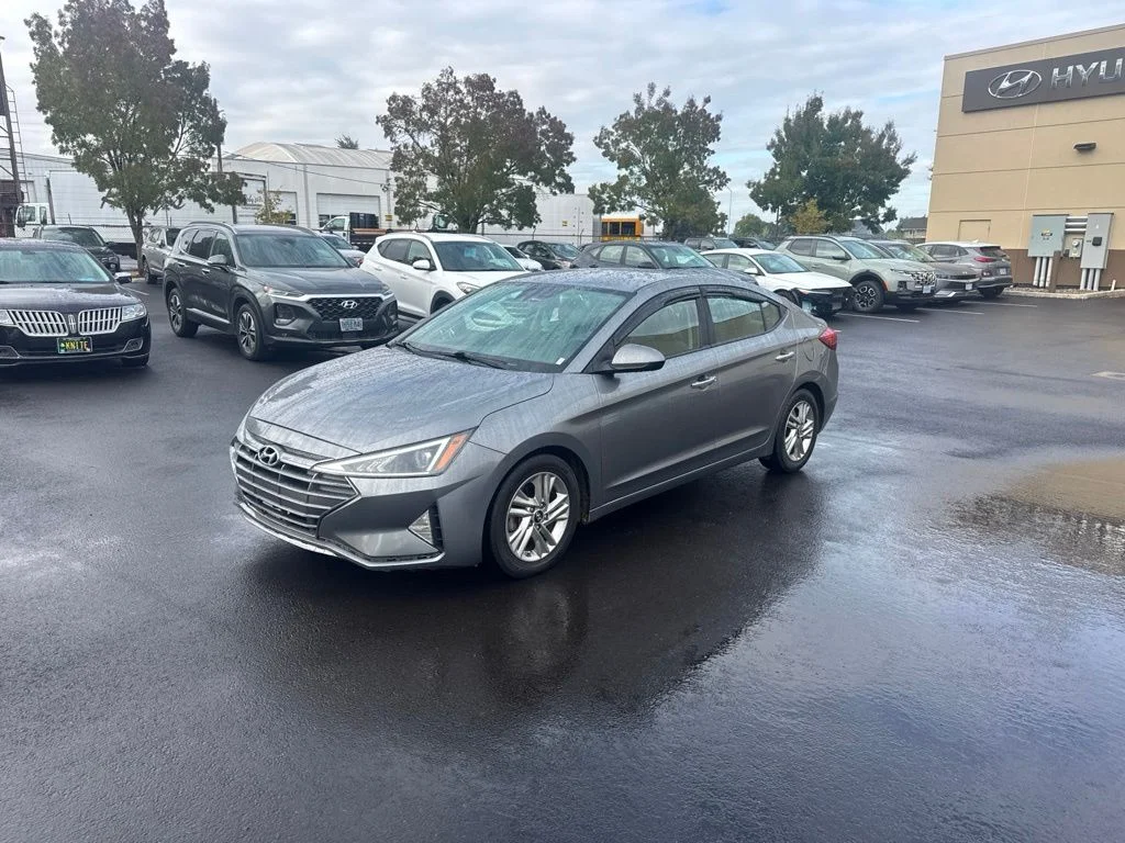 Used 2019 Gray Hyundai SEL image 1