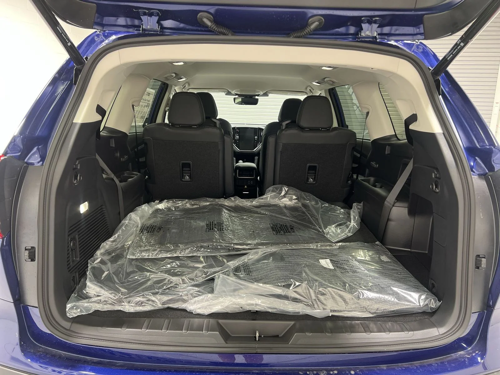 New 2026 SAPPHIRE BLUE PEARL Subaru Premium image 22