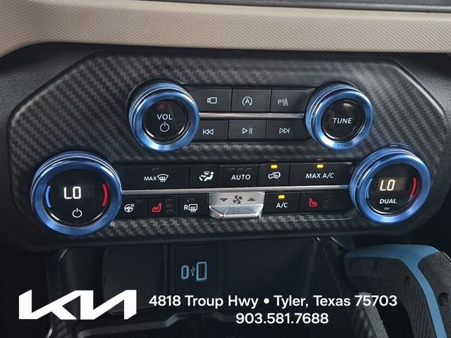 Used 2024 White Ford Wildtrak image 38