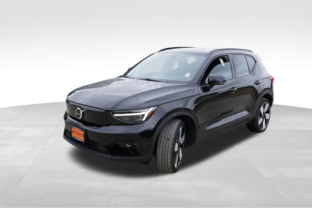 Used 2023 Black Volvo Ultimate image 11