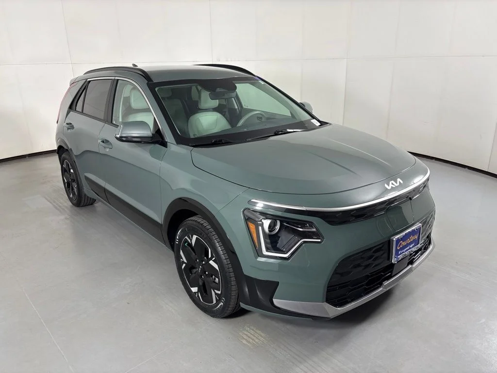 Used 2023 Kia Niro Wind with VIN KNDCR3L13P5069383 for sale in Mesa, AZ