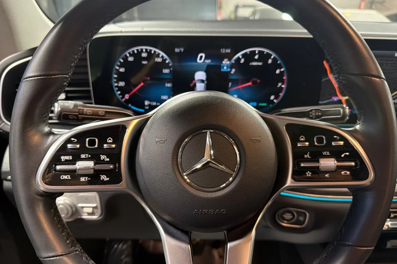 Certified Used 2023 Obsidian Black Metallic Mercedes-Benz GLS 450 image 22
