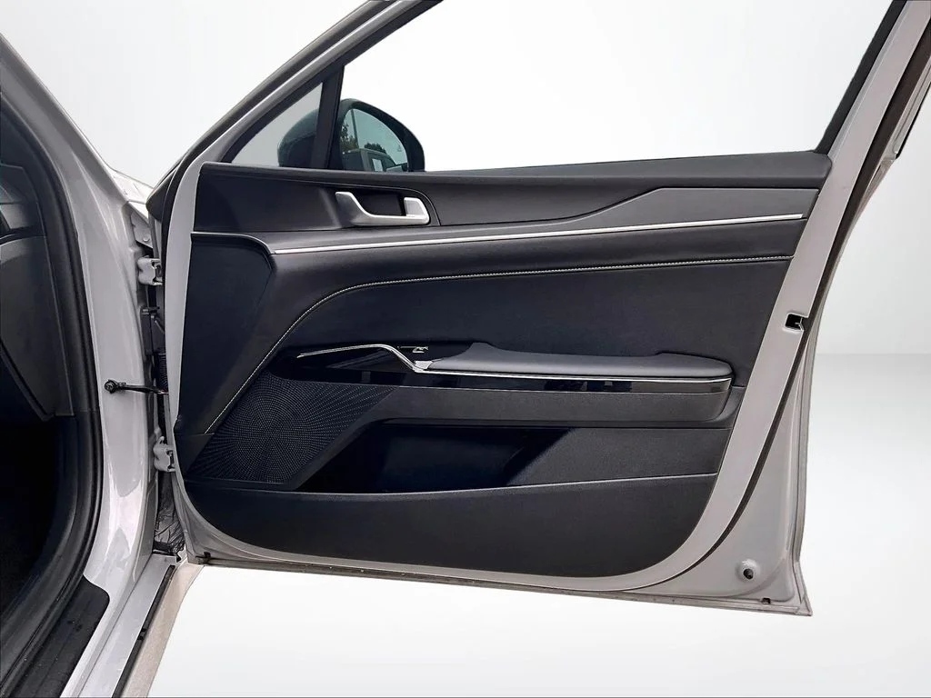 Used 2025 Gray Kia GT-Line image 25