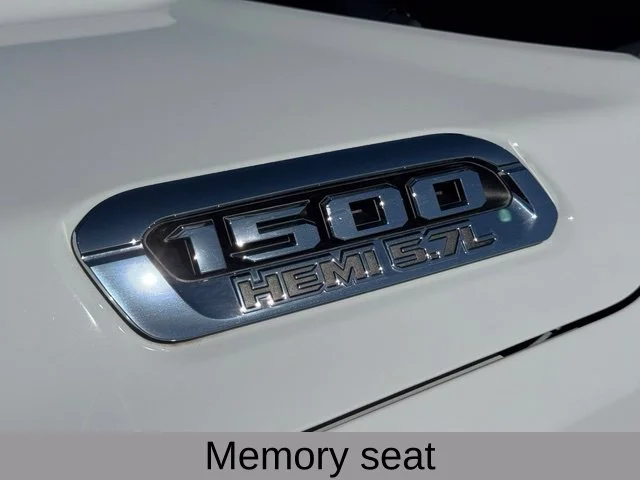 Used 2022 White Ram Laramie image 14